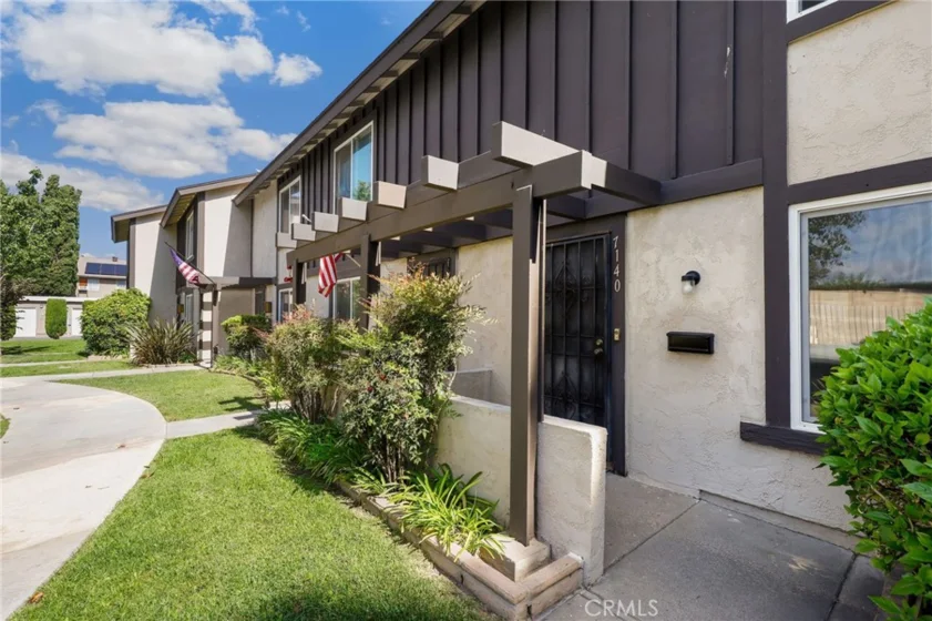 7140 Kelton Way photo 1
