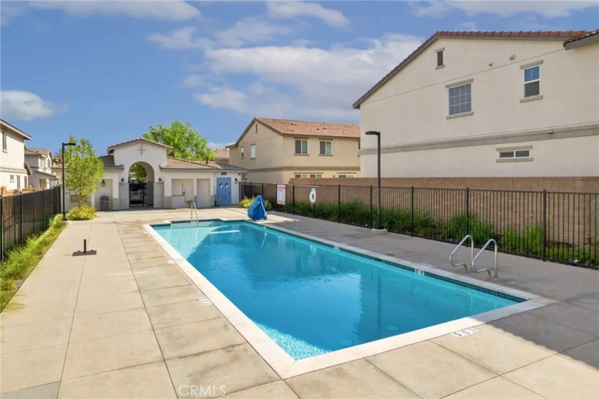 24914 Gossamer Court photo 46