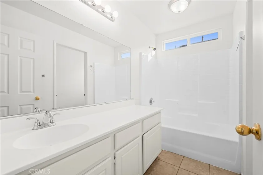 38354 Falcon Court photo 31