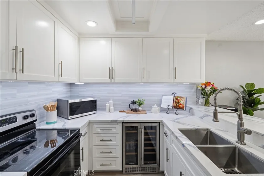 5203 S Marina Pacifica Drive photo 4