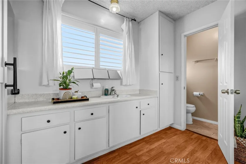 10761 Magnolia Avenue #101 photo 26