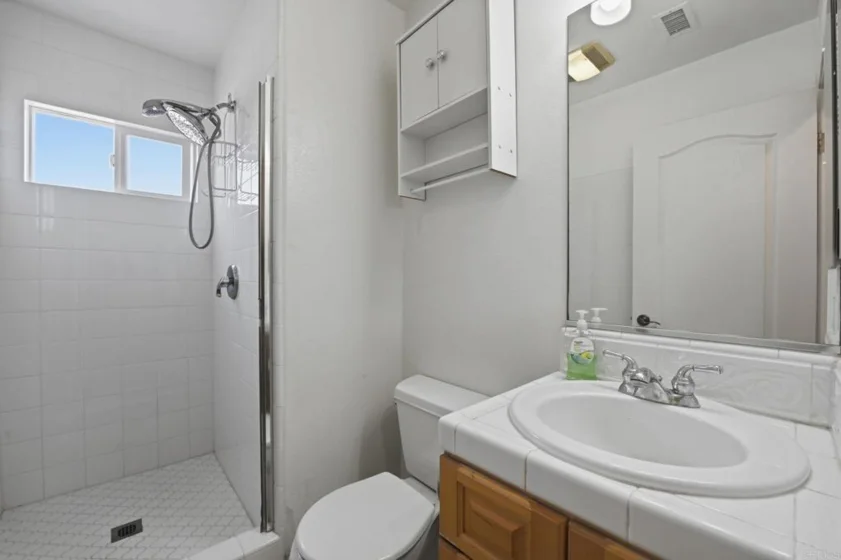 7548 Romeria Street photo 33