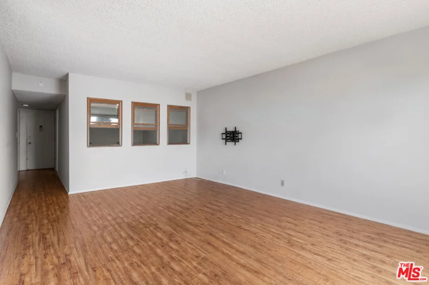 5950 Buckingham #610 photo 7