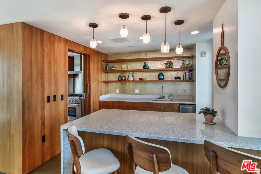 1705 Ocean Avenue #502 photo 25