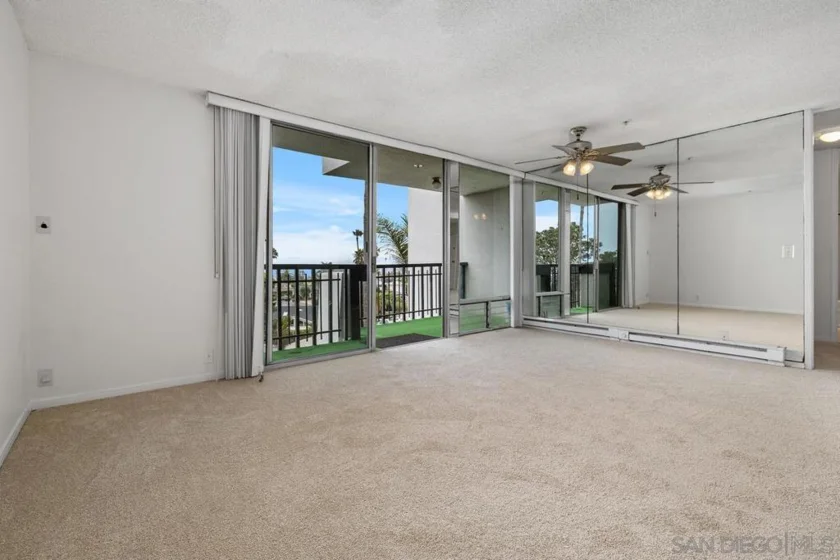 727 Sapphire Street #405 photo 35