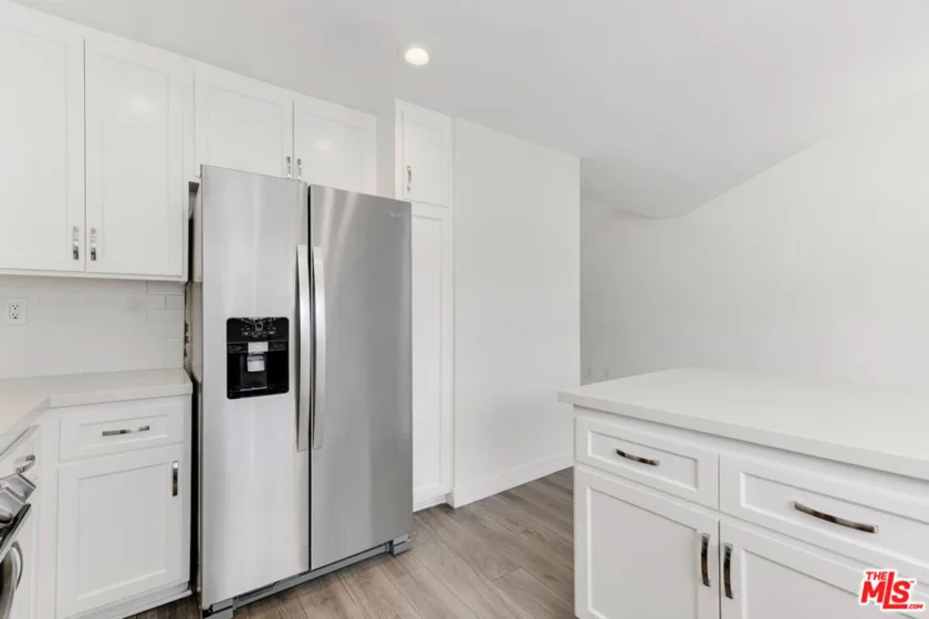 2550 S Centinela Avenue #106 photo 7