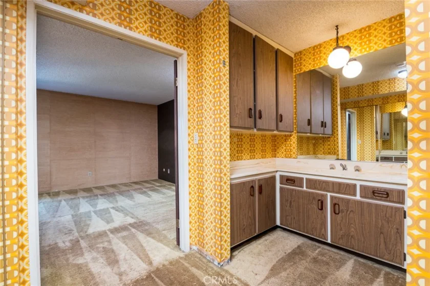 515 N Jackson #314 photo 15