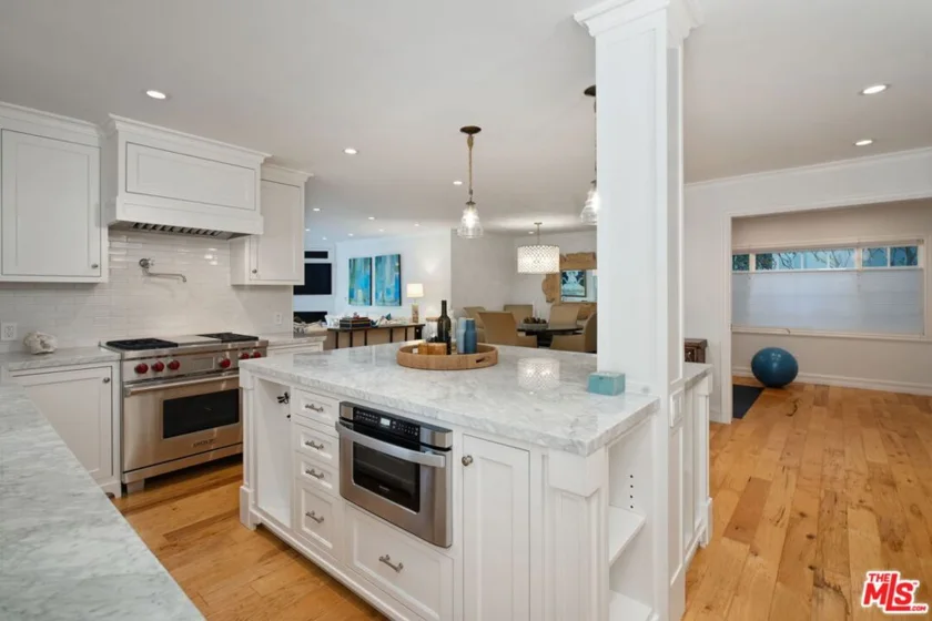 34 Buccaneer Street #1A photo 9