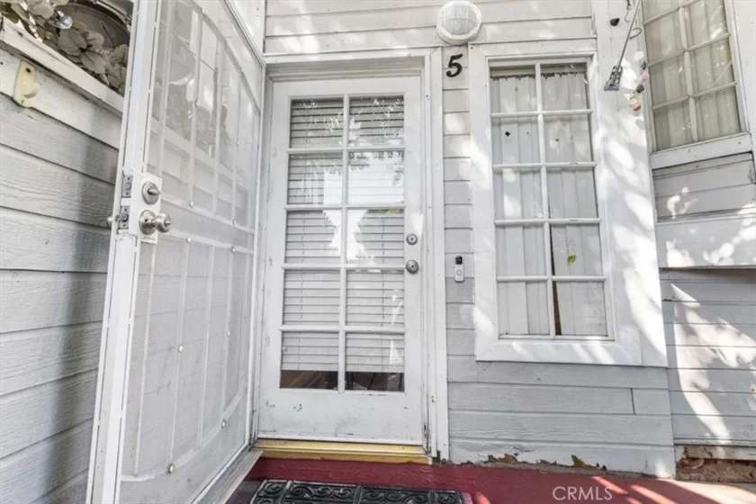 1731 E 68th #5 photo 5