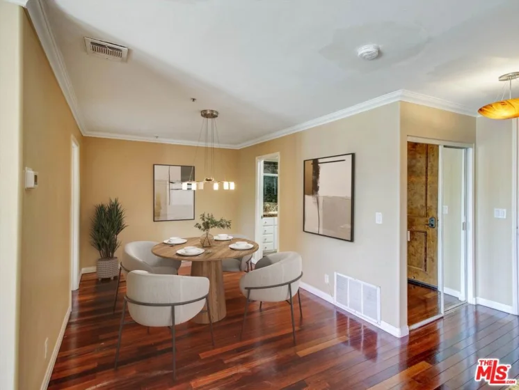 121 S Hope Street #433 photo 7
