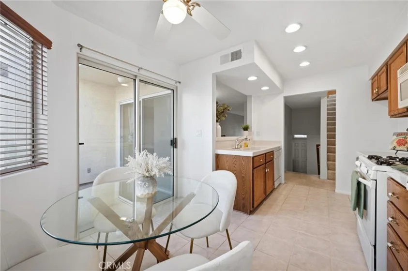 5455 Sylmar #1402 photo 7