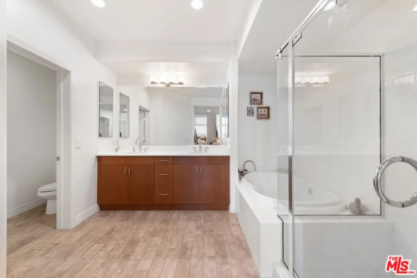 7100 Playa Vista Drive #405 photo 14