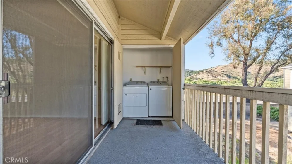 23506 Cambridge Road photo 28