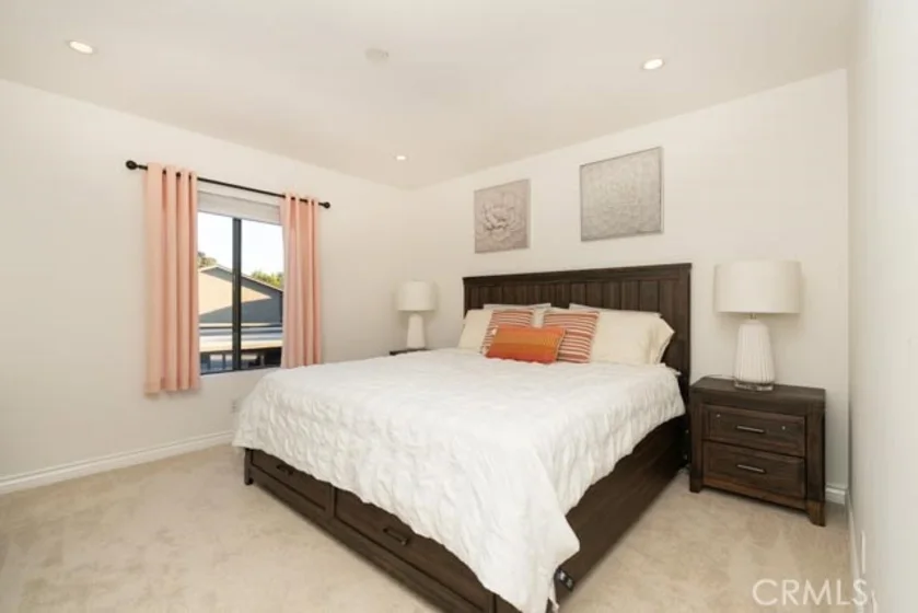 226 Springview photo 8