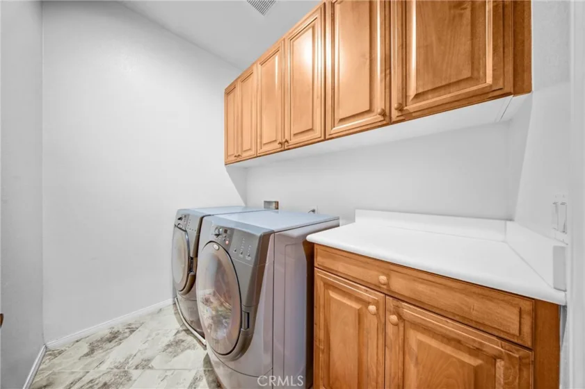 2175 Cittadin Drive photo 24