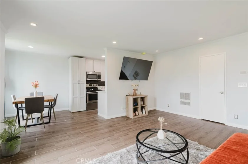 3734 S Canfield #330 photo 2