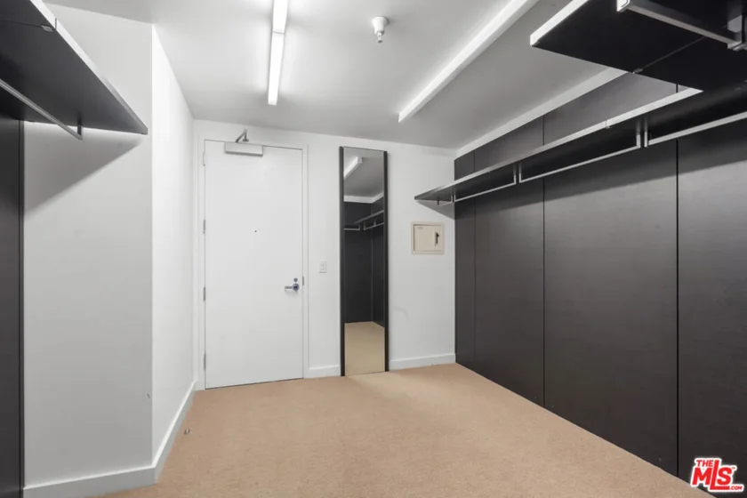 6250 Hollywood Boulevard #4E photo 51