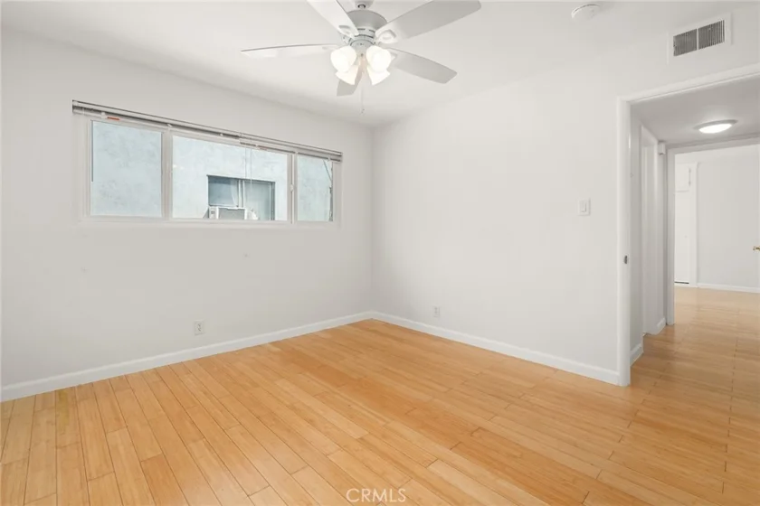 801 E 1st Street #18 photo 9