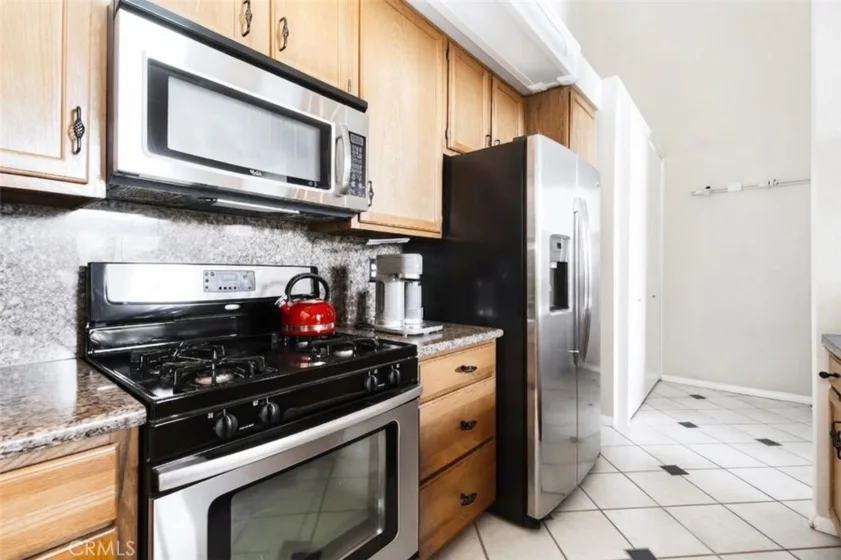 5440 Lindley Avenue #310 photo 11