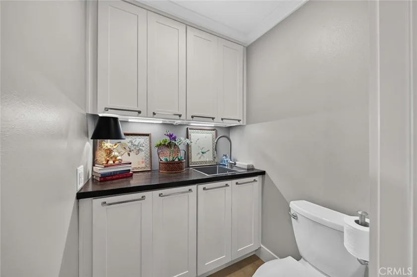 5201 S S Marina Pacifica Drive photo 15