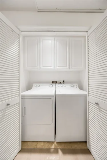128 N Oak Knoll #111 photo 34