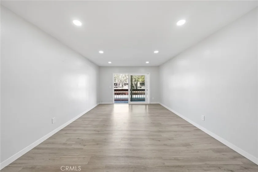 6600 Warner #205 photo 3