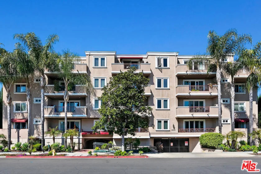 4533 Vista Del Monte Avenue #204 photo 1