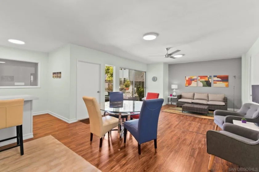 1907 Robinson Avenue #304 photo 12