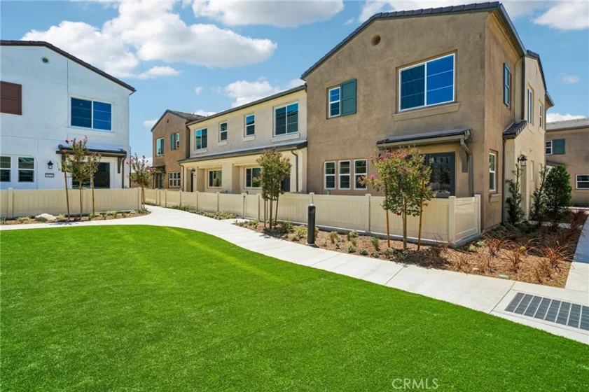 3169 Teralina Circle photo 8