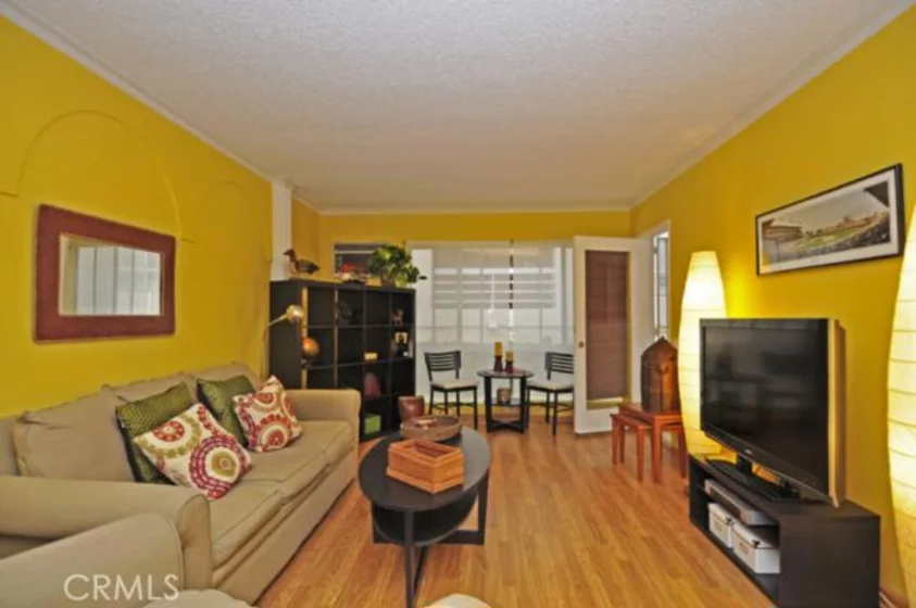 1828 S Camden Avenue #106 photo 1
