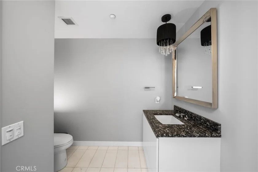 900 W Olympic Boulevard #46B photo 15