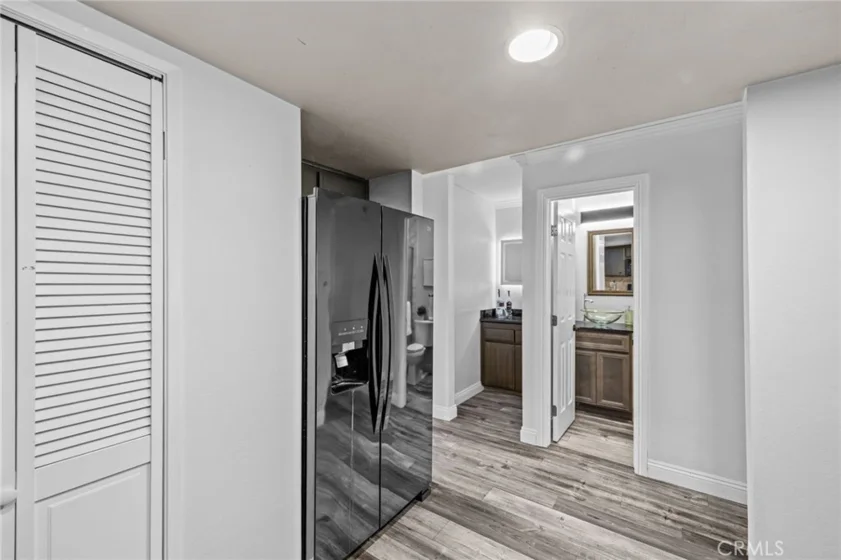 18741 Applewood photo 15