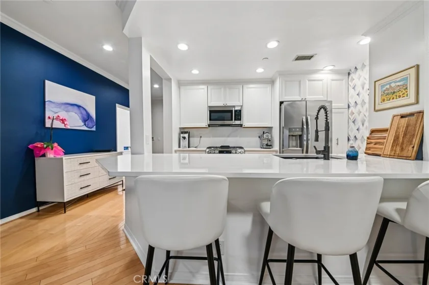 12000 Goshen Avenue #203 photo 36