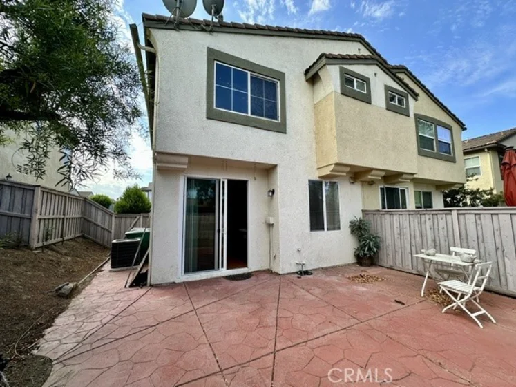 41672 Cape Ridge Avenue #1 photo 4