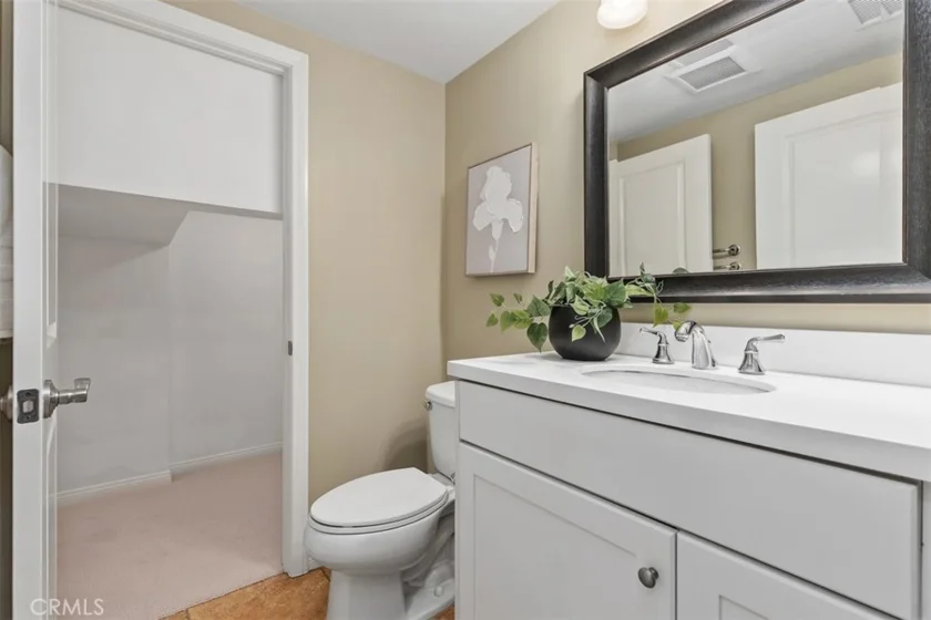 204 Overbrook photo 29