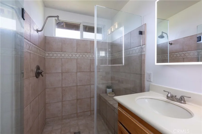 35 Juniper Court photo 30