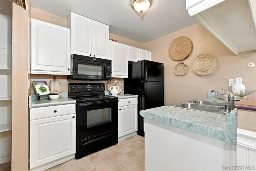 9859 Mission Vega Road #1 photo 13