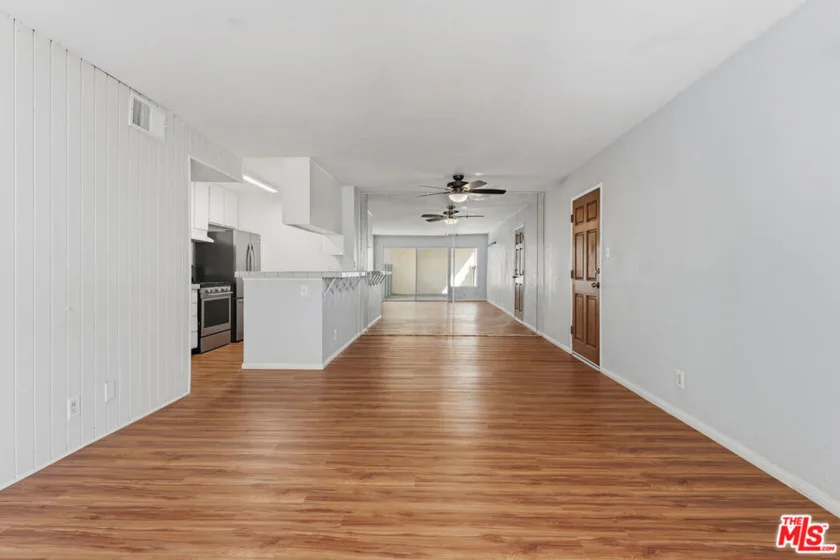 5700 Etiwanda Avenue #136 photo 3
