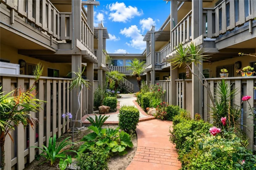 3365 Santa Fe Avenue #21 photo 1
