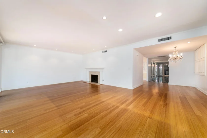 380 S Orange Grove Boulevard #12 photo 35