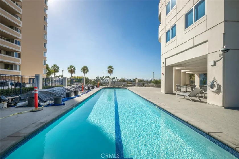 525 E Seaside Way #904 photo 39