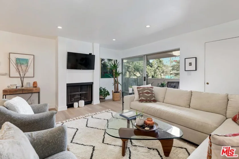 630 Idaho Avenue #302 photo 1