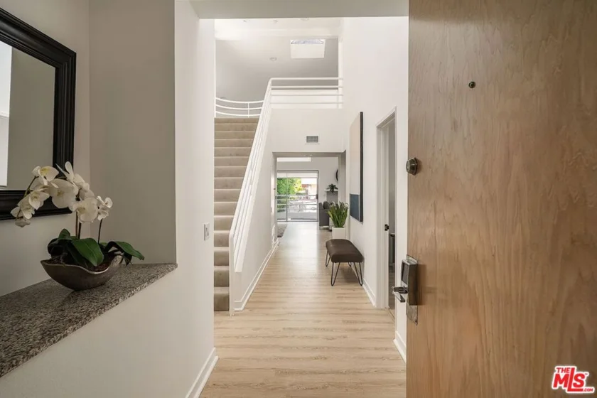 1617 S Beverly Glen Boulevard #404 photo 26