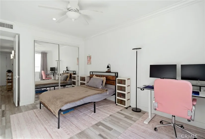 1277 S S Beverly Glen Blvd #107 photo 26
