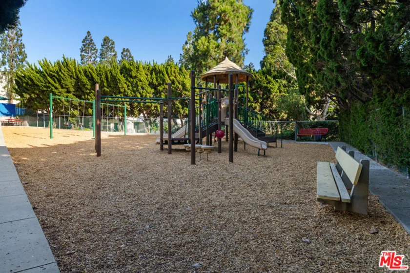11260 Overland Avenue #26G photo 34