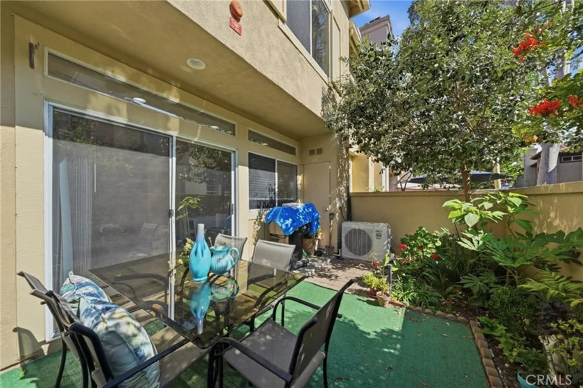 47 Via Madera photo 18