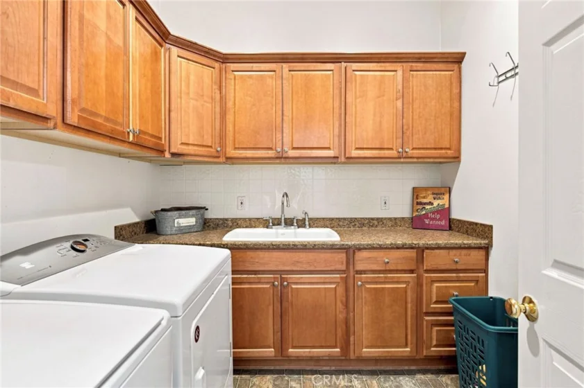 42761 Juniper photo 36