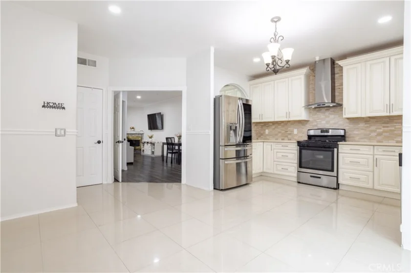 18347 Saticoy Street #35 photo 7