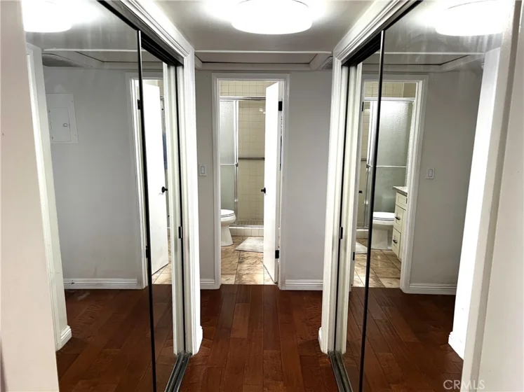 11820 Mayfield #317 photo 6