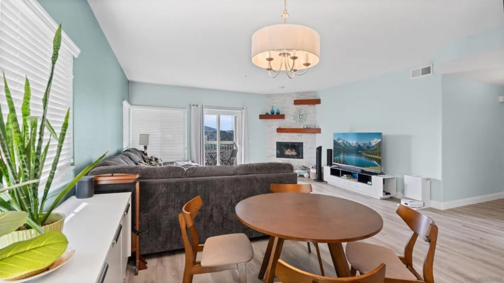 16424 Avenida Venusto #C photo 29